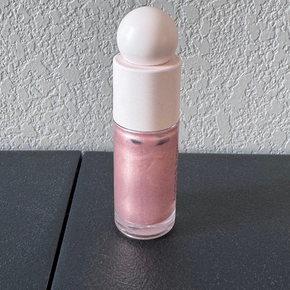 Rare Beauty Positive Light Liquid Luminizer Mesmerize Rose Bronze 0.5oz 15mlβ